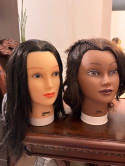 Cosmetology mannequins