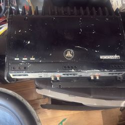 JL 300/4 V2  Slate Amp Painted Black And Jl 10w3 Sub Read Description 