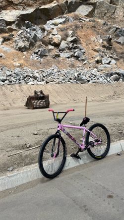 pink chad throne 29
