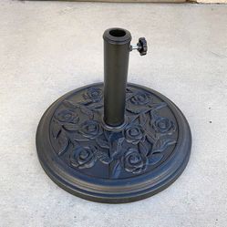 (New in Box) $25 Outdoor Patio Umbrella 18” Round Base Weight 18lbs, Fit 1.5” Pole Stand