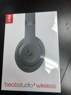 BRAND NEW Wireless Beats by Dre