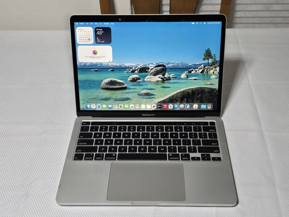 Apple MacBook Pro (2020)
