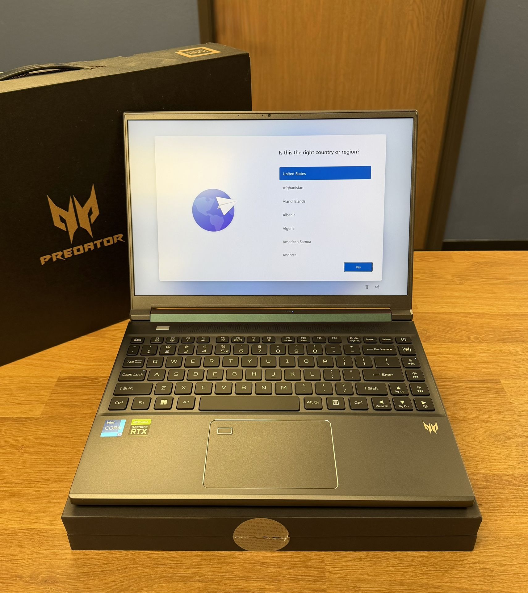 14" Acer Triton 300se Gaming Laptop*Intel Core i7*16GB RAM*500GB SSD