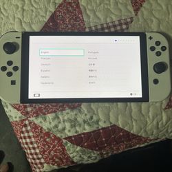 Nintendo switch oled with 5 games