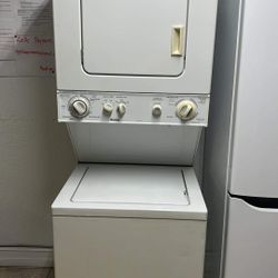 Stackable Washer And  Dryer 