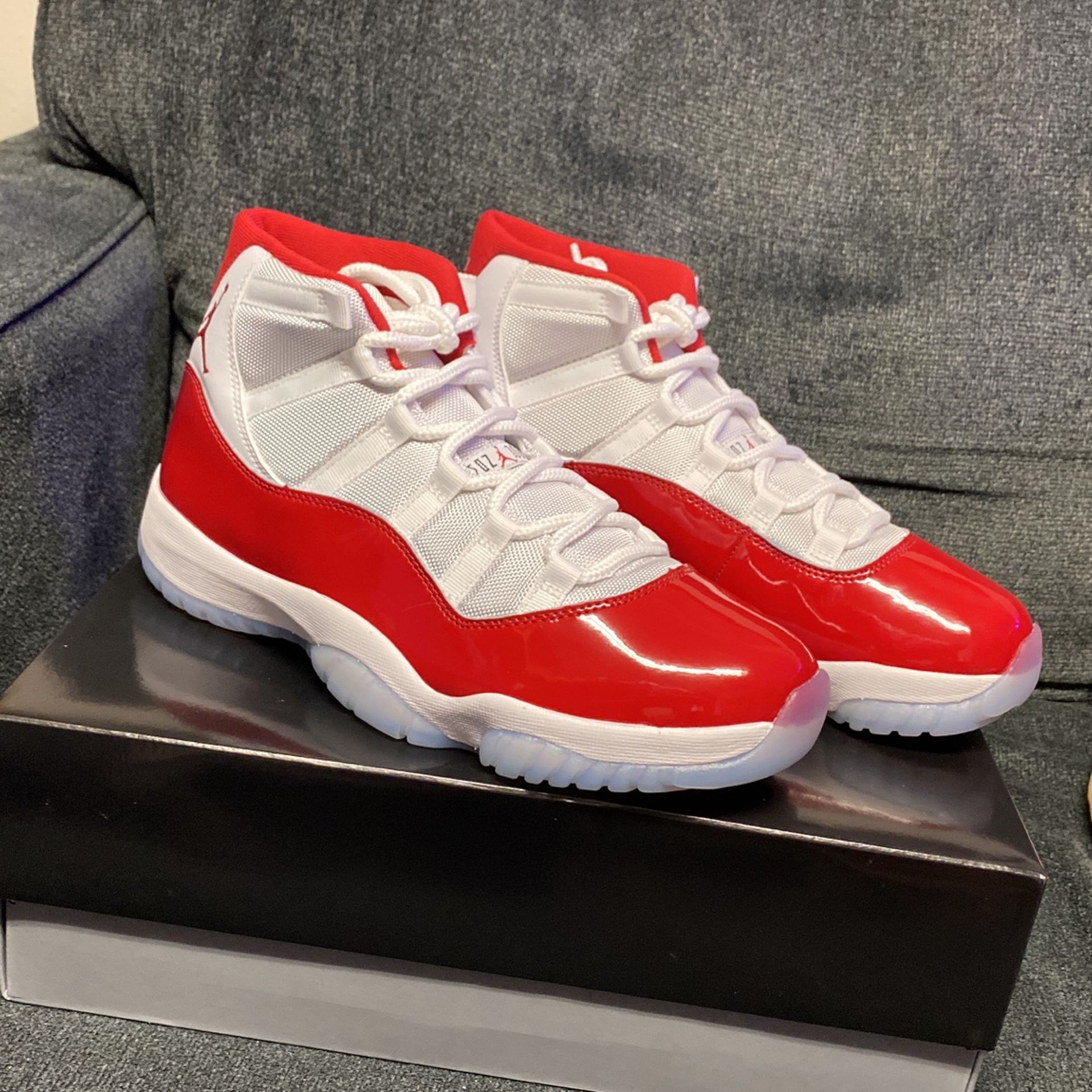 Jordan 11 Cherry