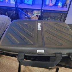 Macbook Pro Thule Carrying Case 