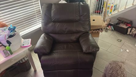 Leather lazy boy
