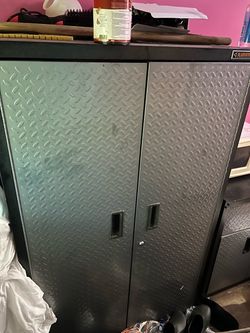 Gladiator Steel Storage Cabinet
