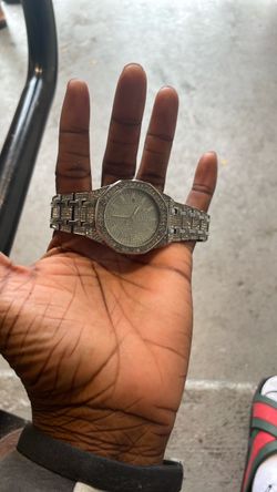 Dimond watch