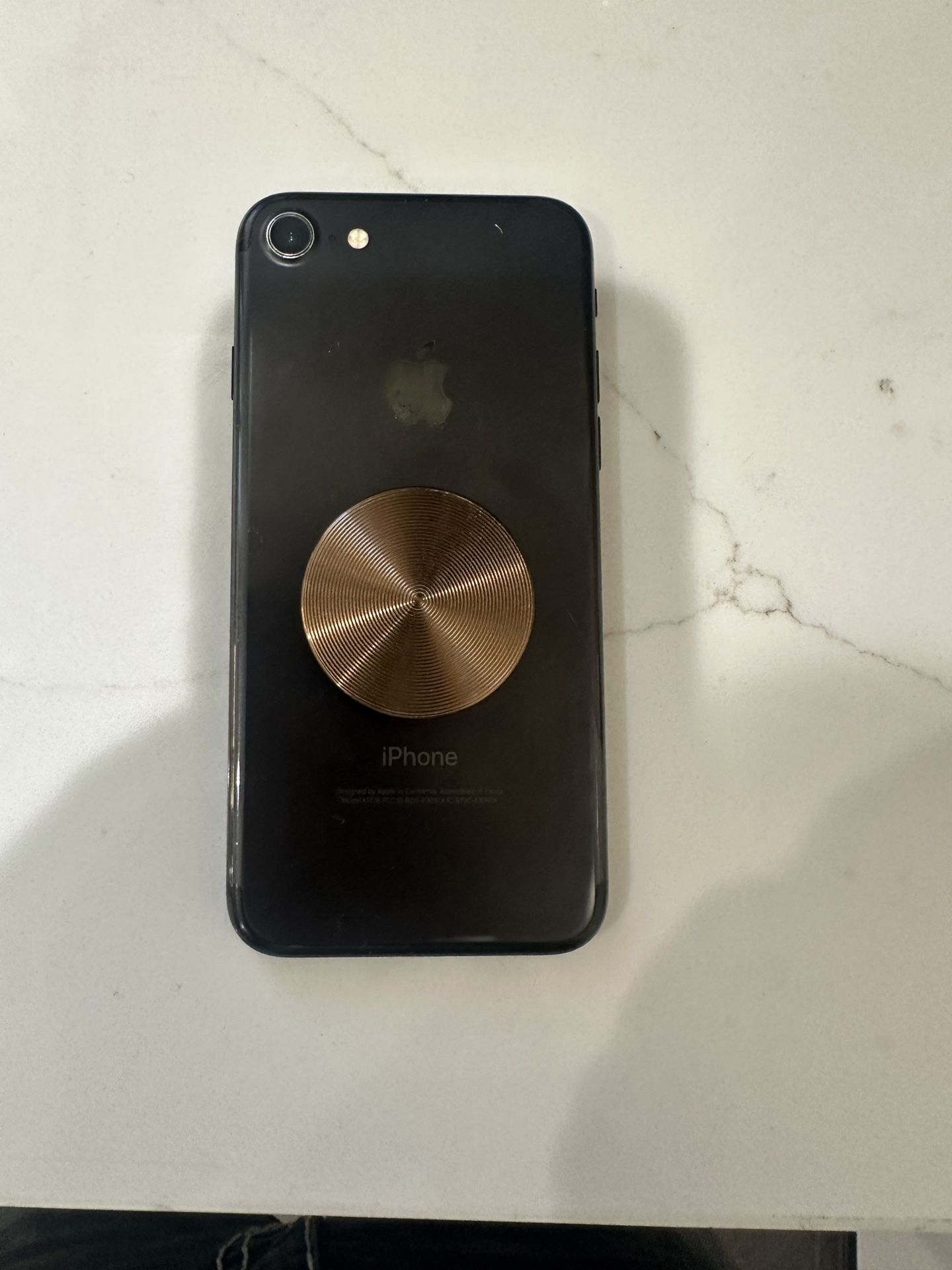 iPhone 7 - 32GB Unlocked