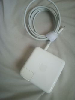 APPLE ADAPTER CHARGER 61W USB-C FOR MACBOOK PRO/AIR 20.3V/3A, 15V/3A, 9V/3A, 5.2V/3A