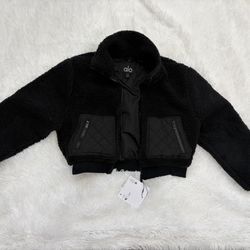 Yoga Sherpa Edge Bomber jacket 