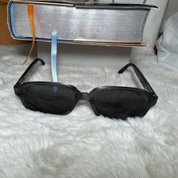 Gucci GG 1168 frames  please read