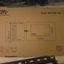 TV wall mount. TV montaje de pared