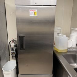 GRISTA Commercial Upright Freezer – Stainless Steel – Fully Functional