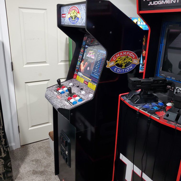 NIB Arcade1up Street Fighter II:CE HS5 Deluxe arcade cabinet