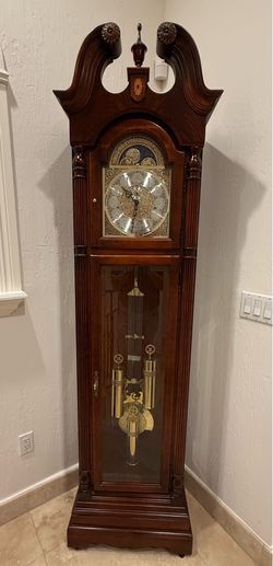 Howard Miller Grandfather Clock – Model 610-742 – Moving Sale