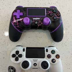 Two not working PS4 controllers