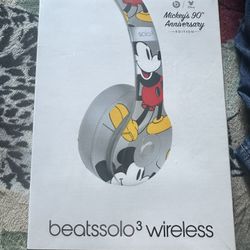 Disney Beats 90’ Anniversary 