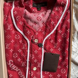 Louis vuitton X Supreme Jersey Size L (Authentic)