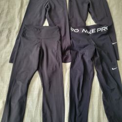 Set Of 4 Nike Leggings XS