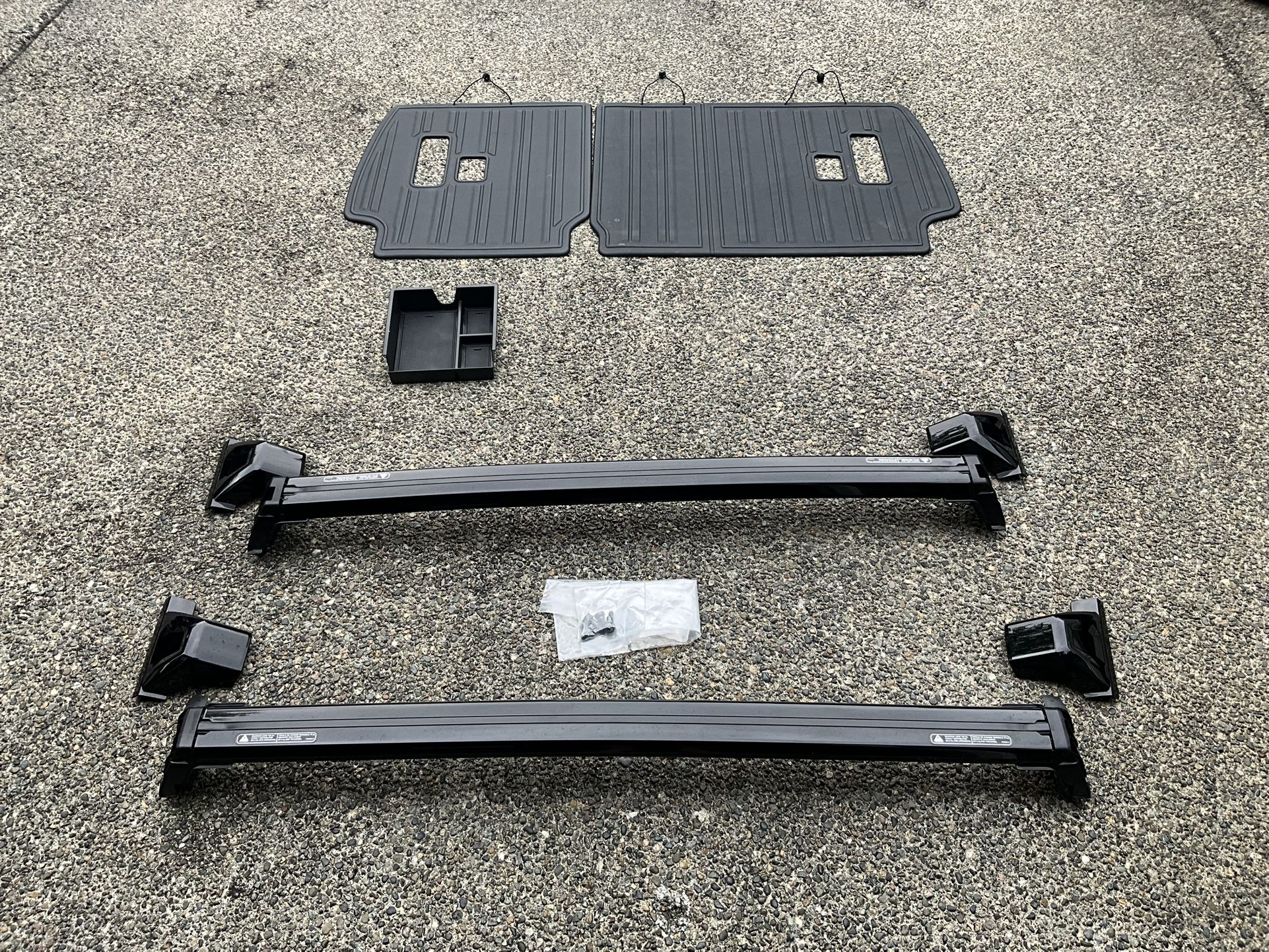 Lexus Gx550 Accessories-   Factory Crossbars/seat Back Protectors/storage Tray