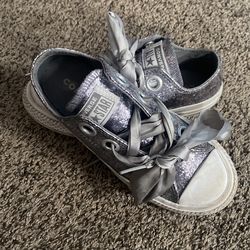Kids converse Size 12