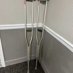 Free Crutches
