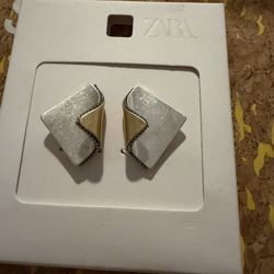 Zara new* CONTRASTING SPARKLY EARRINGS 2025