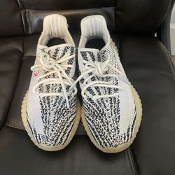 Yeezy Zebra Size 9