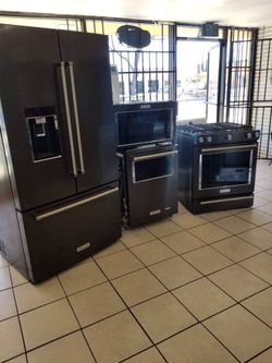 Equipo de cosina nuevo marca Kitchen aid