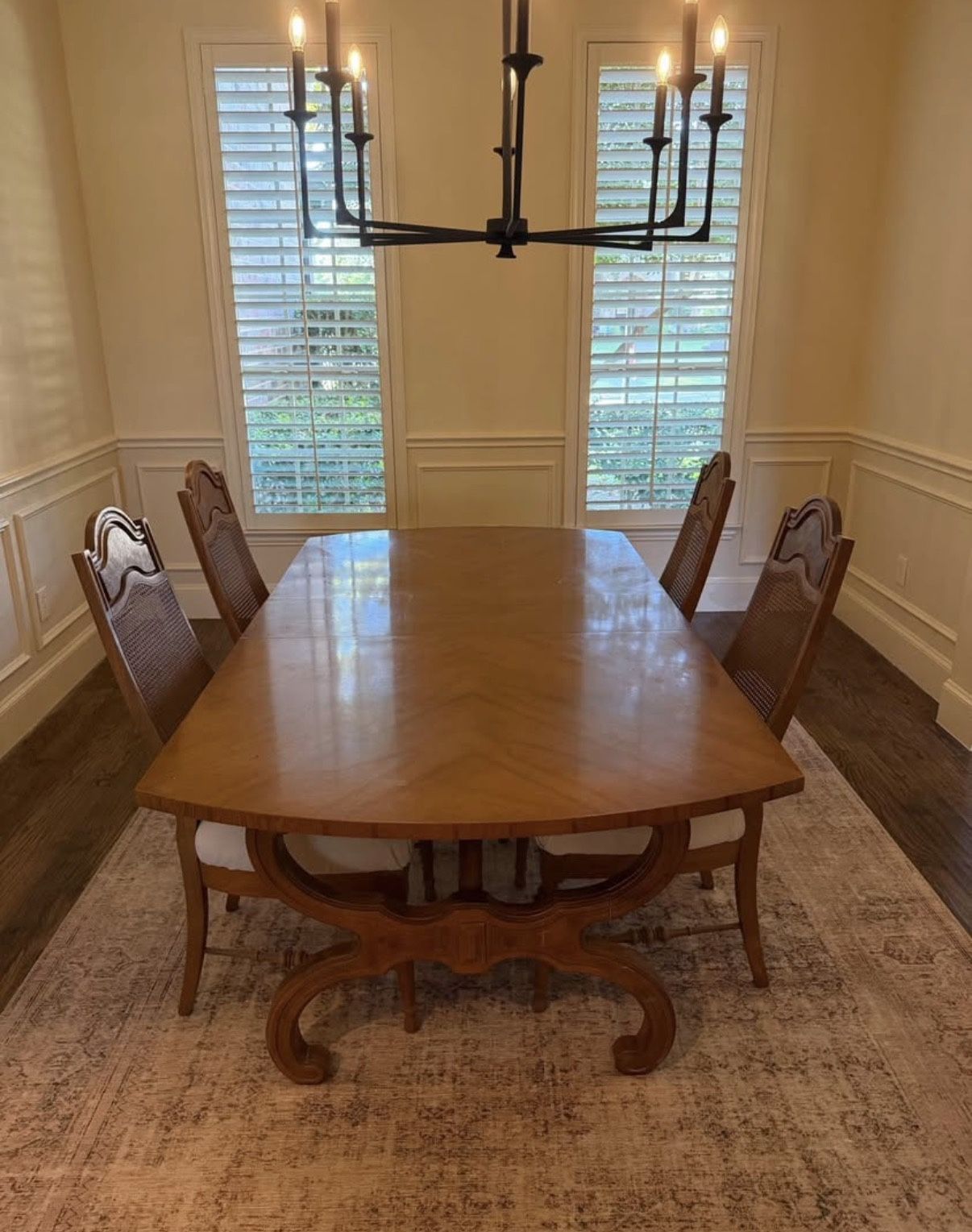 Vintage Dining Table Set β $450 OBO (Prosper)