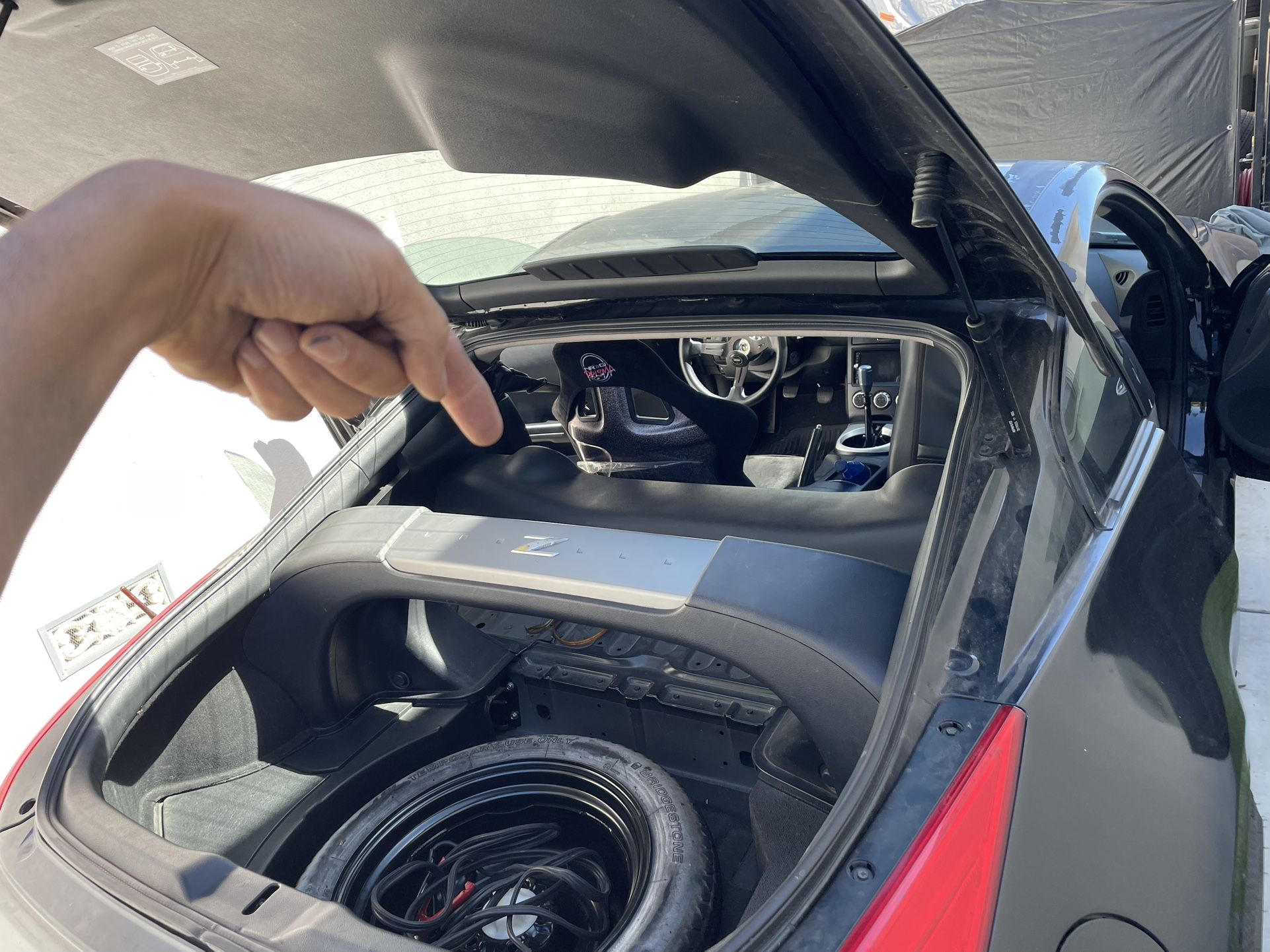 350z Subwoofer Box And Subs