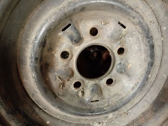 Late 1940's - early 1950's Pontiac rim