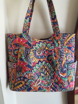 VERA BRADLEY Bag 7 pockets sz 14x16