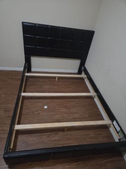 Black leather queen size bed