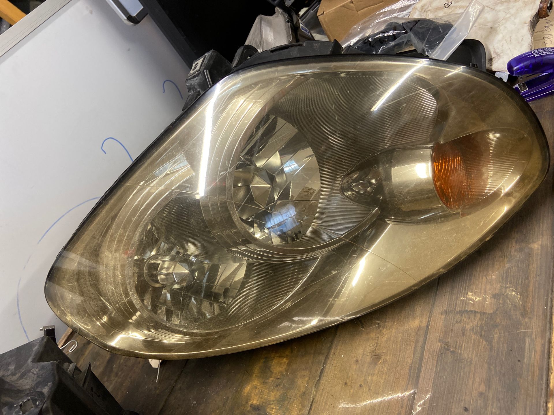 2006 Infiniti G35 right Headlamp