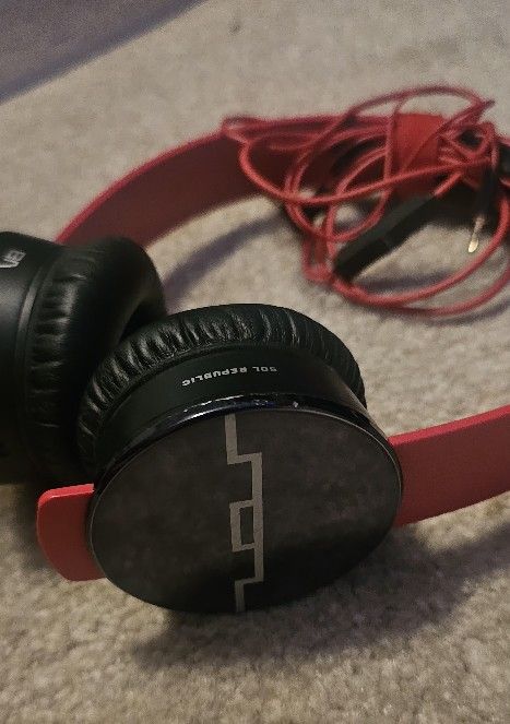 Sol Republic HD Headphones