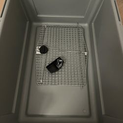 XXL dog Kennel. TSA approved. 48x32x35