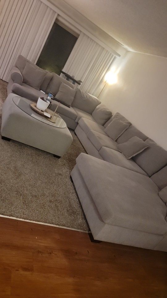 Sectional Sofa Set with Ottoman