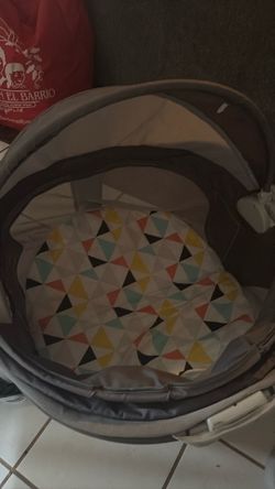 Baby foldable canopy