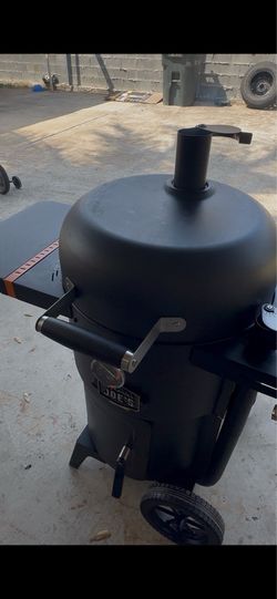 Oklahoma joe bronco 2.0 Smoker And Grill
