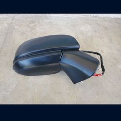 2019 - 2024 TOYOTA RAV4 RAV-4 LE RIGHT
MIRROR PASSENGER SIDE POWER GENUINE
USED OEM. D1