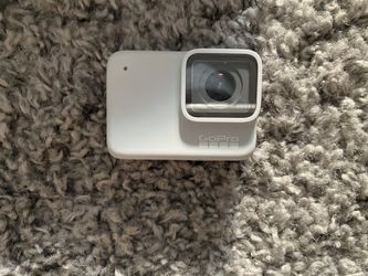 Go pro hero 7 white and dji osmo mobile 2