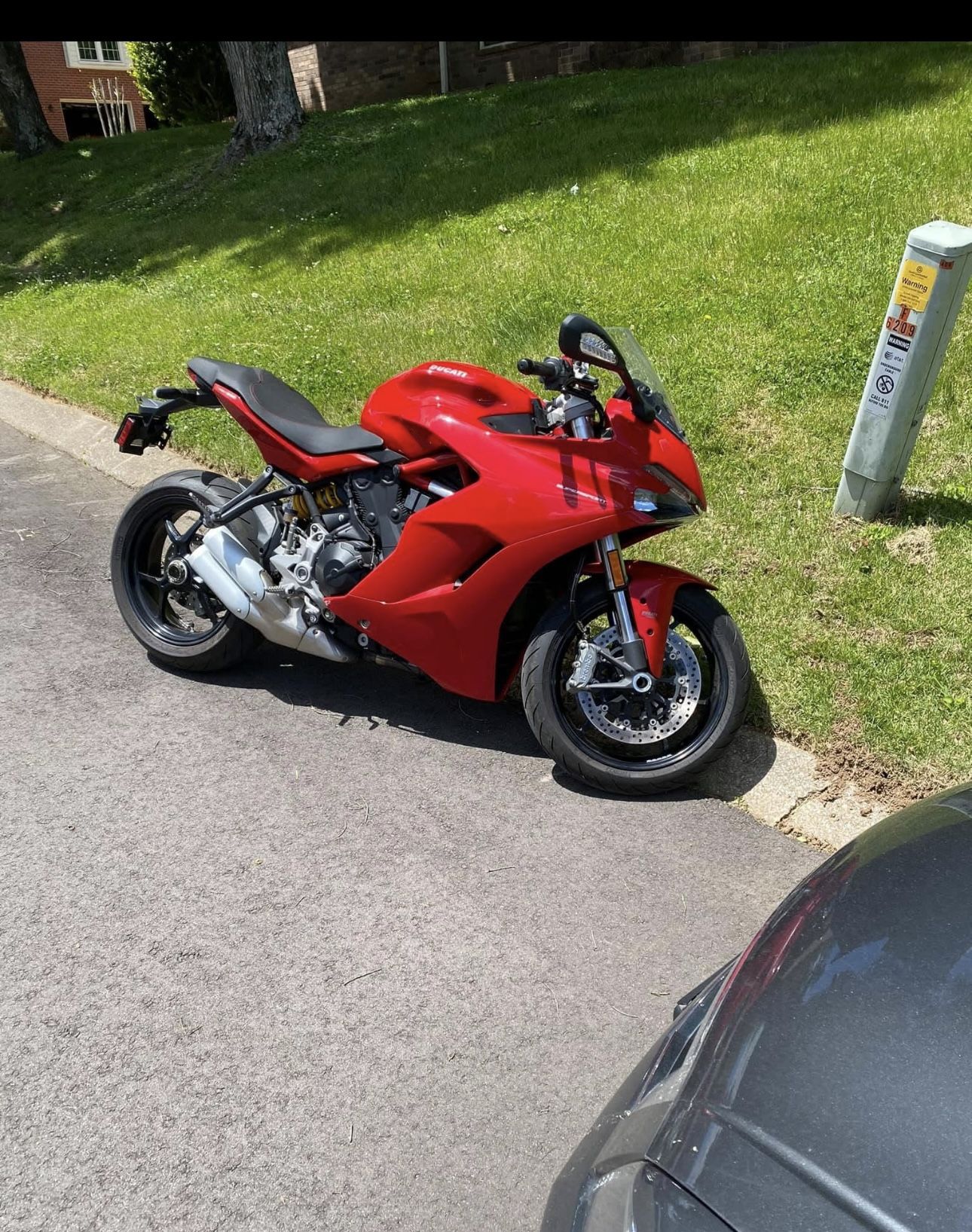 ducati supersport