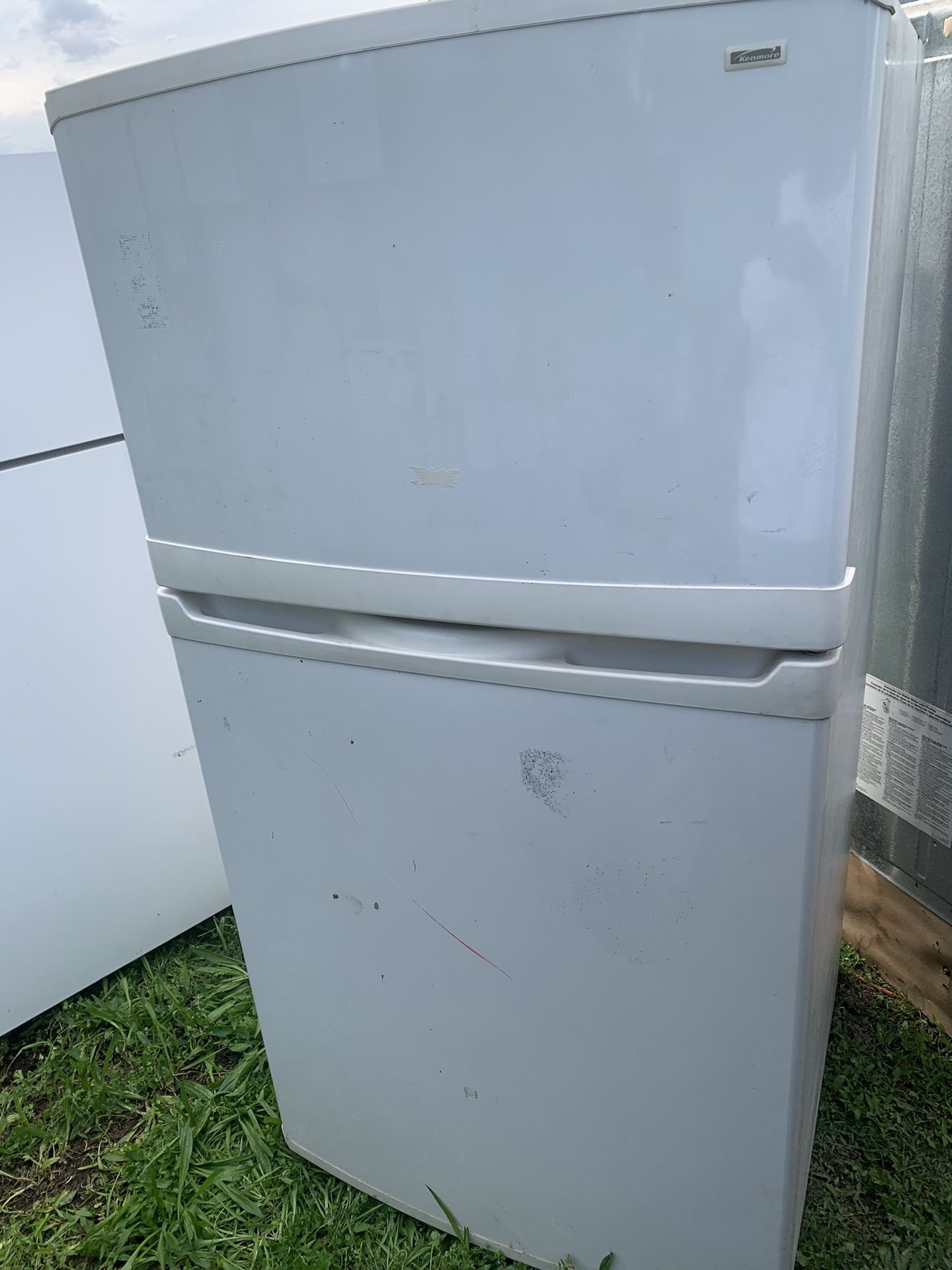 Refrigerator