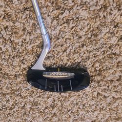 Like New DUNLOP Perfect Line 3 Black Putter (RH)