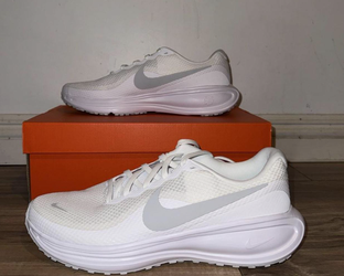 Nike Men's White and Cream Trainers
