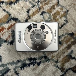canon ELPH LT260